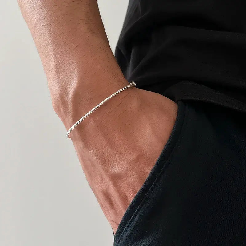Bracelete Fio Torcido