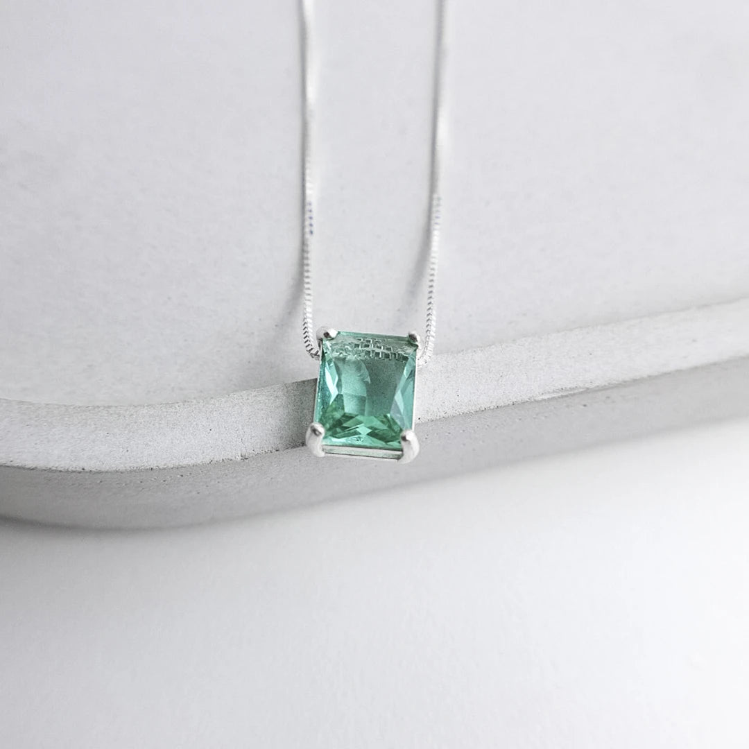 Colar Cristal Retangular Turquesa