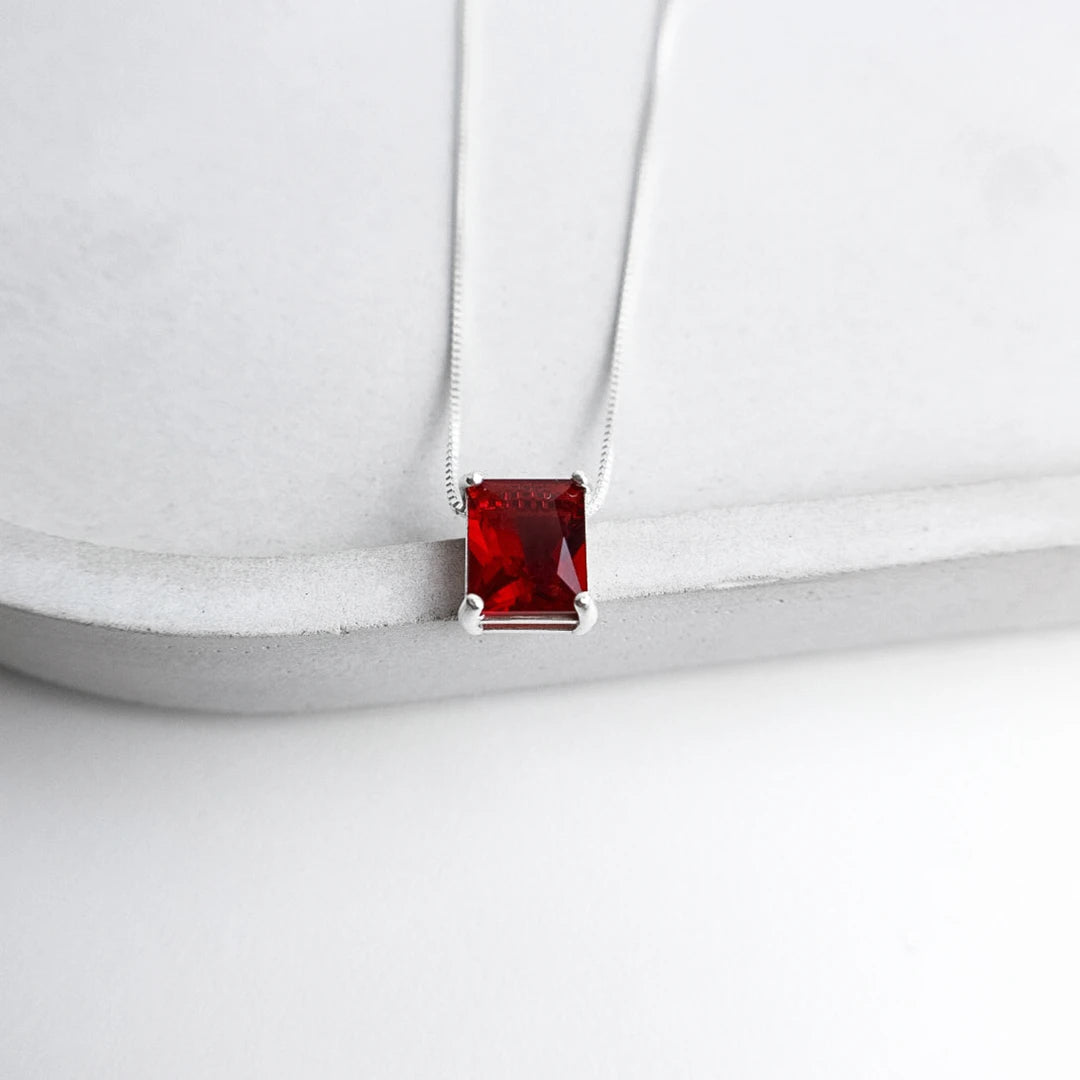 Colar Cristal Retangular Vermelho