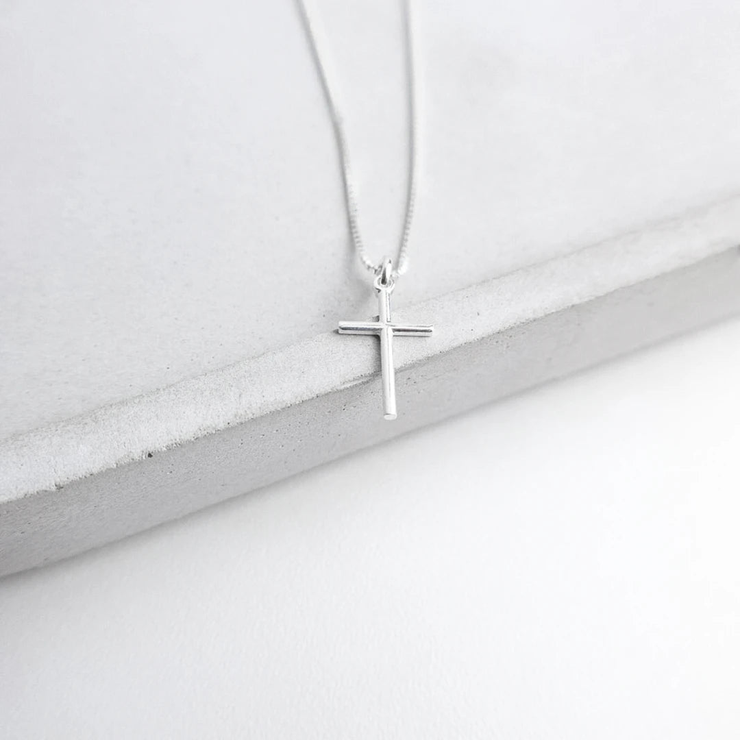 Colar Crucifixo Médio